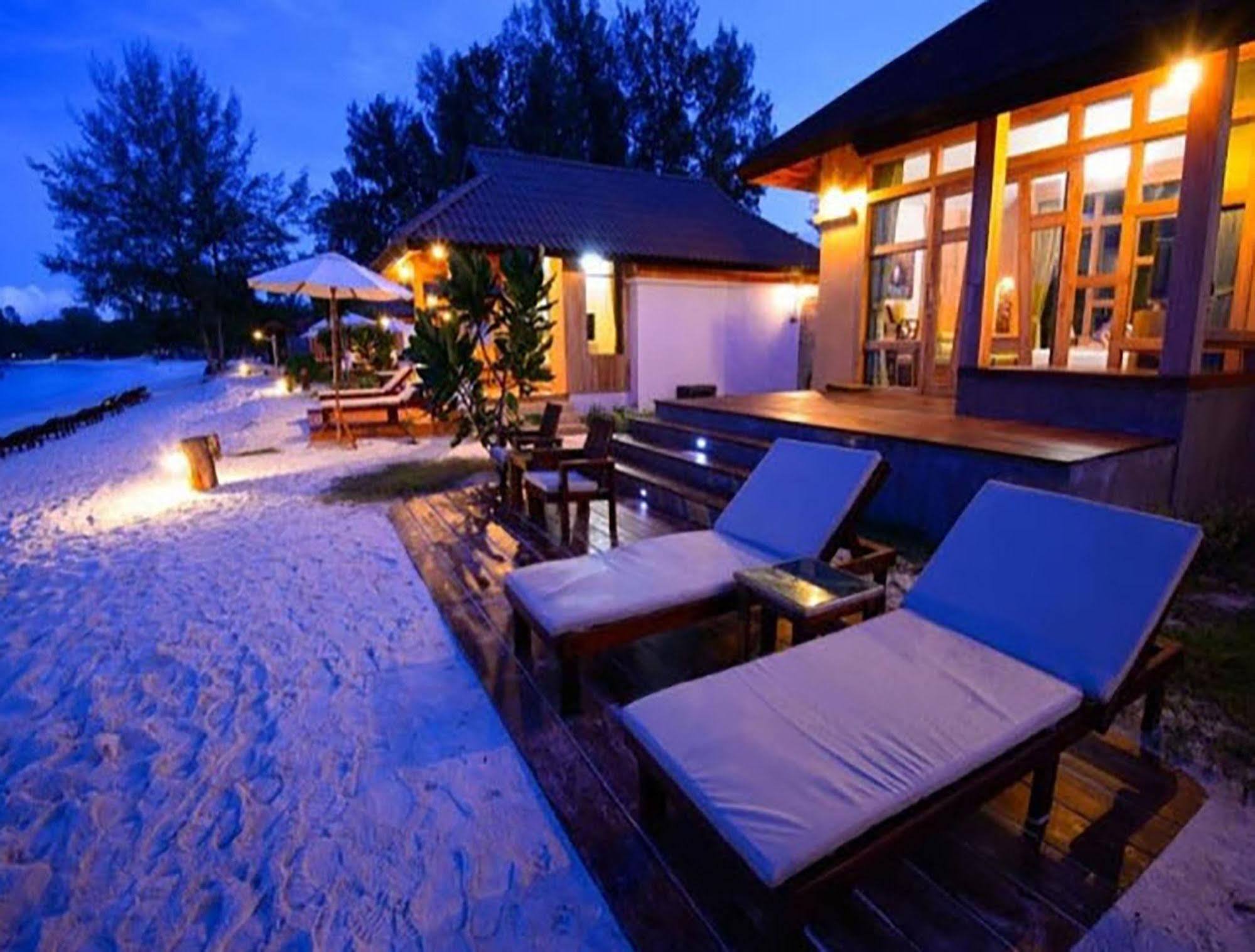 Bundhaya Villas Koh Lipe Exterior photo